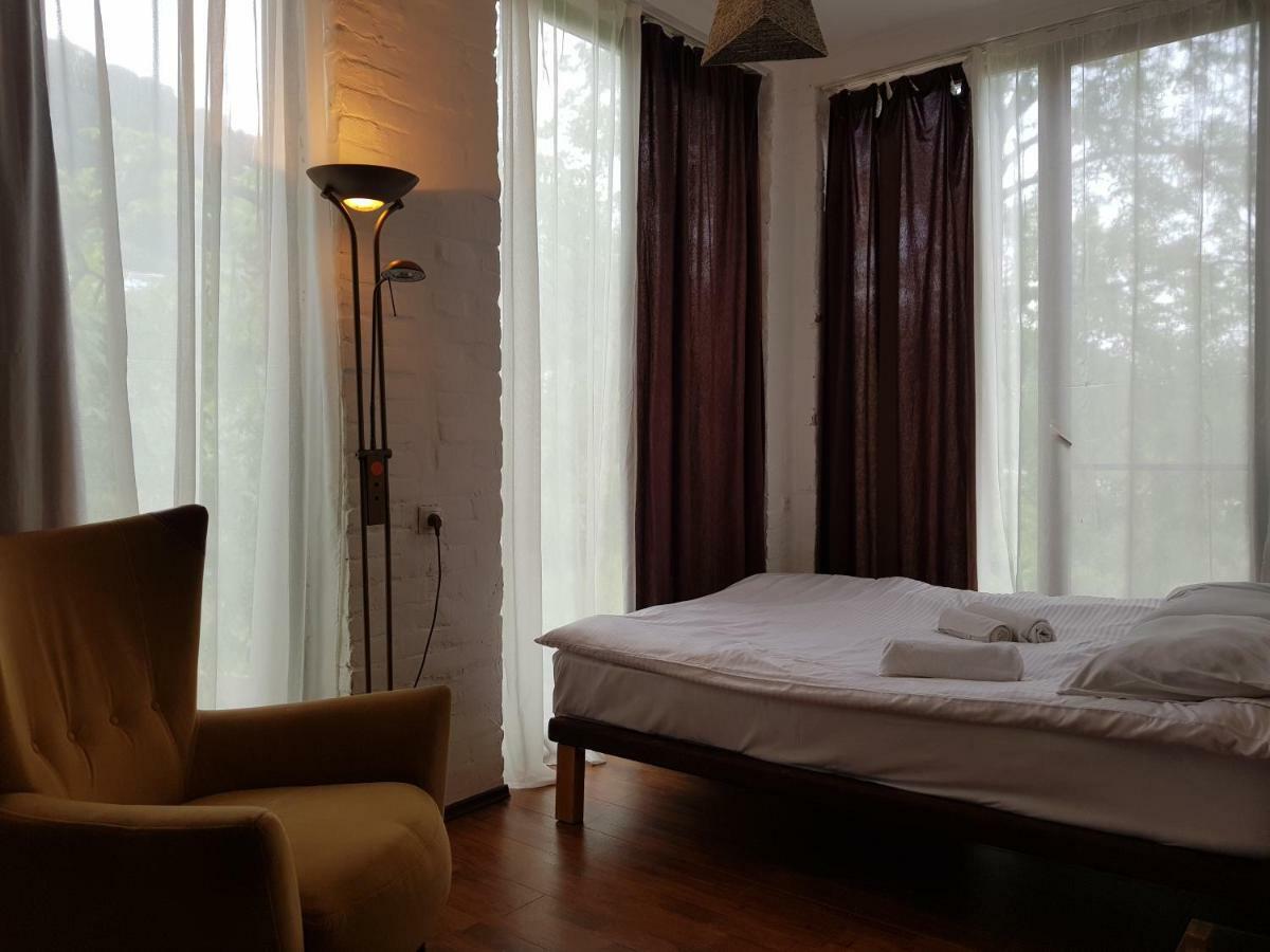 Villa Gelati Кутаиси Екстериор снимка