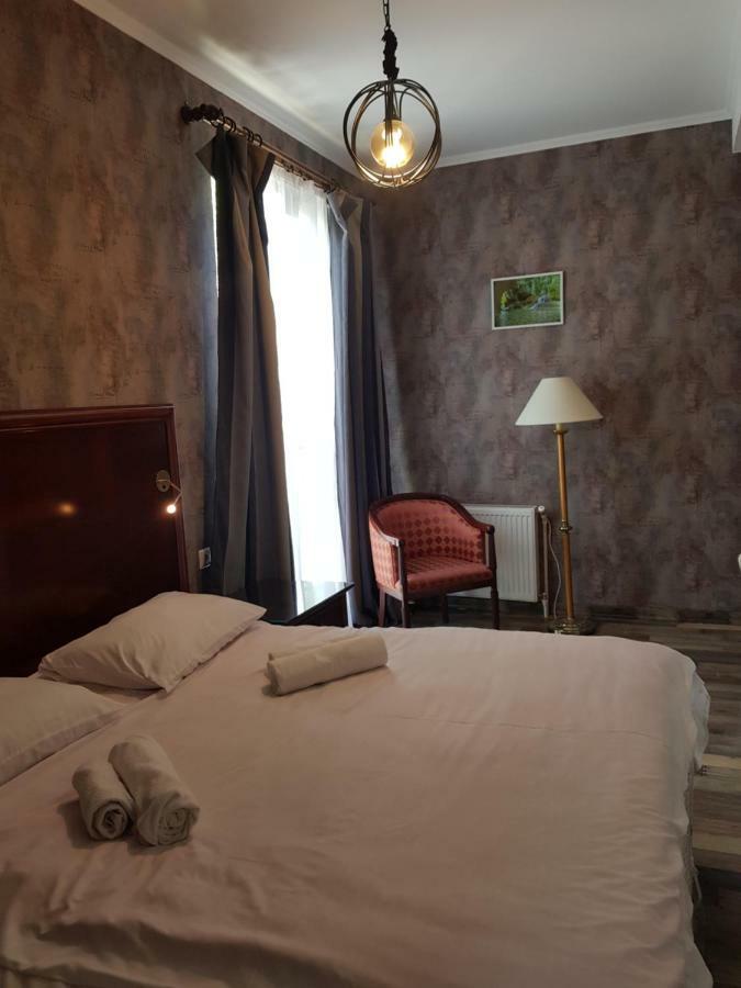 Villa Gelati Кутаиси Екстериор снимка