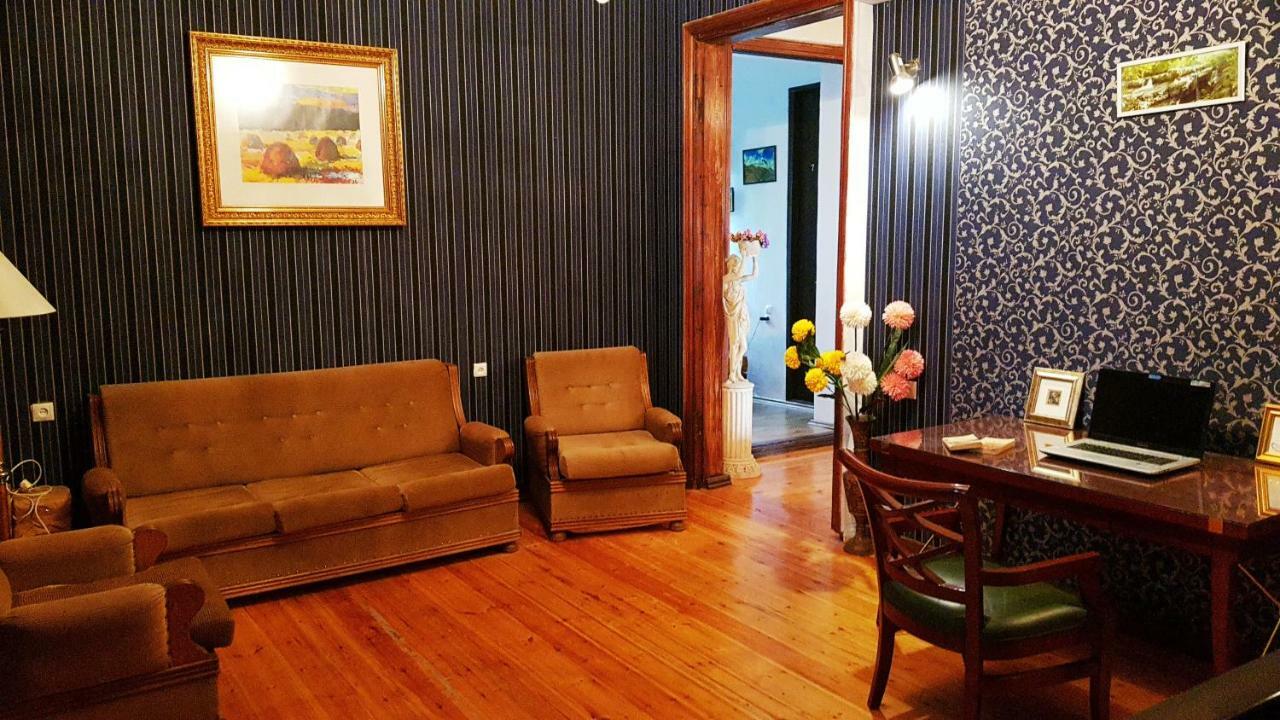 Villa Gelati Кутаиси Екстериор снимка