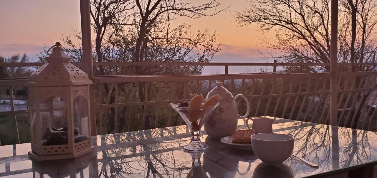 Villa Gelati Кутаиси Екстериор снимка